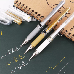 Długopis żelowy Uni-ball Signo UM-153 1mm